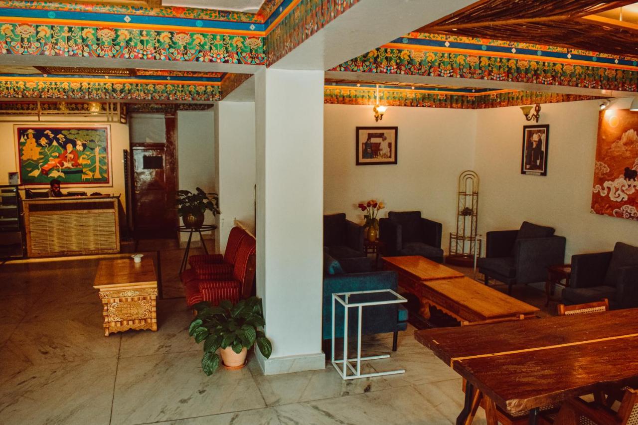 Hotel Lingzi Лех Экстерьер фото